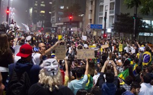 Pedido de investigação de Dilma e Lula indica mudança no Brasil