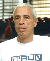  Luiz Carlos Fabre, pugilista nos anos 1970, amador e profissional, medalha de prata no Panamericano do Canadá e professor aposentado do CEPEUSP