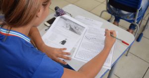 Em Ribeirão Preto, universitários podem ajudar alunos que vão prestar Enem
