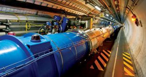 Uma agulha no palheiro quântico: palestra na USP apresenta o LHC