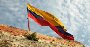 Processos de paz na Colômbia devem ser analisados no contexto político