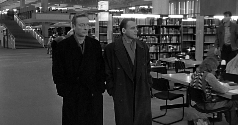 Cena da biblioteca de Asas do desejo, drama franco-alemão, de 1987 - Foto: obviousmag.org 