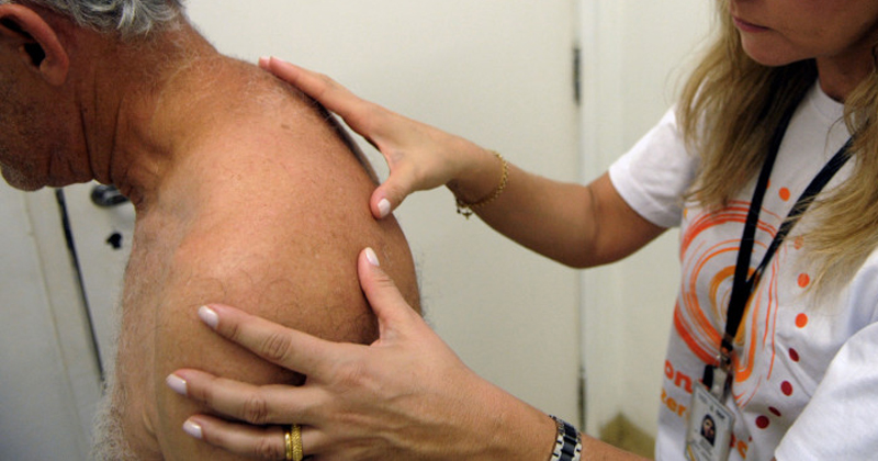 Prevenção do câncer de pele, doença que atinge cerca de 135 mil pessoas por ano - Foto: Gabriel Jabur/Agência Brasília via Fotos Públicas