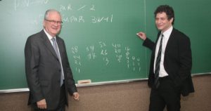 Pesquisador da Matemática recebe prêmio da Fundação Humboldt
