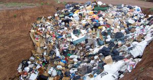 Lixo industrial gera renda quando manejo é feito em rede