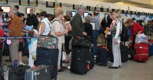 Cobrança de bagagens despachadas em voos começa dia 14