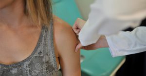 Vacina contra HPV pode prevenir diversos tipos de câncer