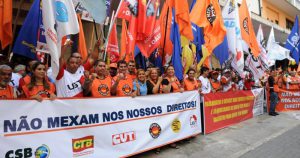Modelo atual de organização sindical favorece greves ilegais no País