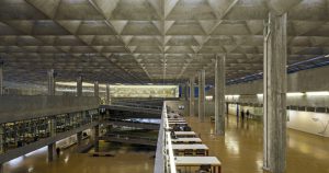 Professor da FAU lança livro sobre arquitetura brasileira moderna
