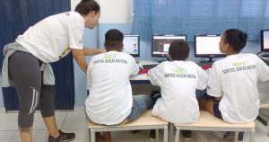 Medicina da USP forma “jovens doutores” para atuar em comunidades