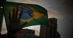 Canção de Caetano Veloso dá o tom de desesperança do Brasil atual