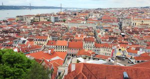 Barcelona e Lisboa enfrentam grave crise de moradia urbana