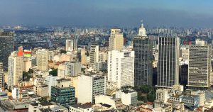 Cidades brasileiras têm bons planos de gestão, mas deslizam na implantação