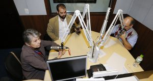 Rádio USP reúne especialistas para debate sobre cotas