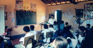IEA debate propostas para melhorar a educação básica brasileira