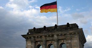 Alemanha afunda em forte crise política