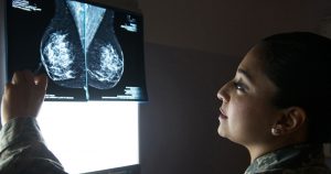Nas mulheres, 30% dos casos de câncer ocorrem na mama