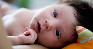 Moleira é a denominação popular dos espaços que separam o crânio dos recém-nascidos