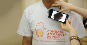 Campanha contra câncer de pele realiza atendimento em SP e Ribeirão