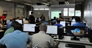 Servidores da área operacional em São Carlos aprendem informática básica