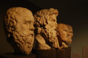 Artigo discute a dialética e o método da ética em Aristóteles