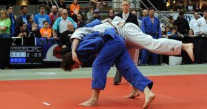 [Universidade] Judocas são alvo de projeto para aproximar jovens da Universidade