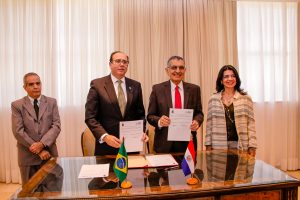 USP desenvolve cursos de especialização para engenheiros do Paraguai