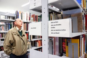 MAC reabre Biblioteca com acervo de Walter Zanini e inaugura livraria