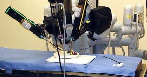 Medicina robótica tornou cirurgias mais seguras e menos invasivas