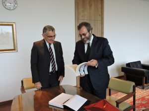 Cônsul-geral de Portugal em São Paulo faz visita à Universidade