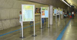 Exposição da USP no Metrô esclarece população sobre doenças tropicais