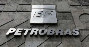 Petrobras desenvolve projeto de geração de energia eólica no mar