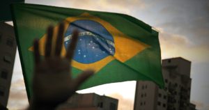 Conheça a história e os significados da bandeira brasileira