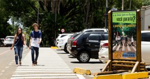 Campus de Piracicaba faz campanha de segurança no trânsito