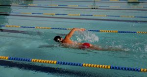 Atléticas de universidades podem participar de desafio de natação na USP