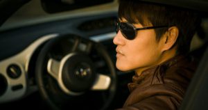 Aparelho inédito mostra se óculos de sol podem ser usados para dirigir