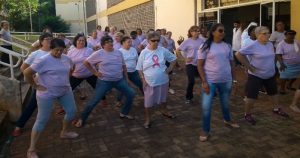 Na USP, mulheres encontram apoio para reabilitação do câncer de mama