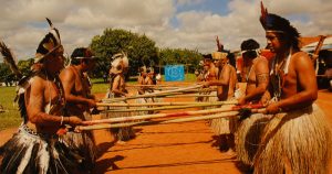 Índios terena contam sua história e cultura em exposição na USP