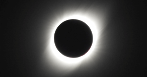 No Chile, eclipse solar foi festa inesquecível para astronomia e divulgação científica