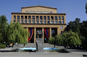 USP assina convênio acadêmico com a Universidade de Yerevan