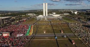 Resposta imediata da democracia brasileira vem repercutindo favoravelmente no exterior