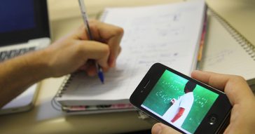 A educação a distância, também conhecida por EAD - Foto: Marcos Santos/USP/Imagens