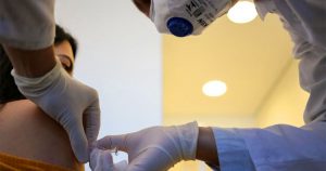 Primeiro semestre de vacinação em São Paulo já indica redução de casos da covid-19