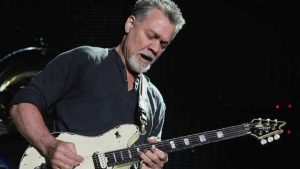 Morre Eddie Van Halen, um dos deuses da guitarra