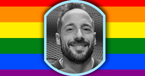 Márcio Caparica fala sobre comunicação midiática LGBTI+