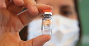 Estoque da CoronaVac pode vacinar crianças em idade escolar