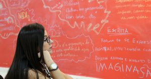 A língua das universidades: laboratório da USP prepara alunos para a escrita acadêmica