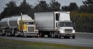Pesquisadores estimam efeitos da substituição de diesel por gás natural em caminhões
