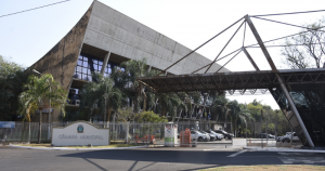 Câmara Municipal homenageia os 70 anos da Faculdade de Medicina de Ribeirão Preto