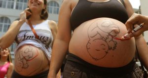Único no País, curso de Obstetrícia da USP reforça necessidade de parto seguro e humanizado